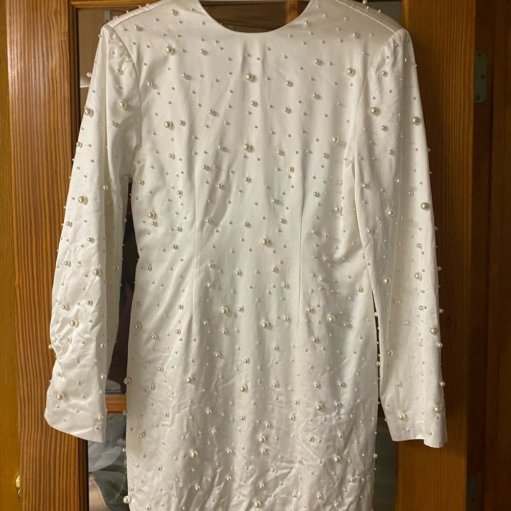 H&M White Long Sleeve Pearl Embellished Dress